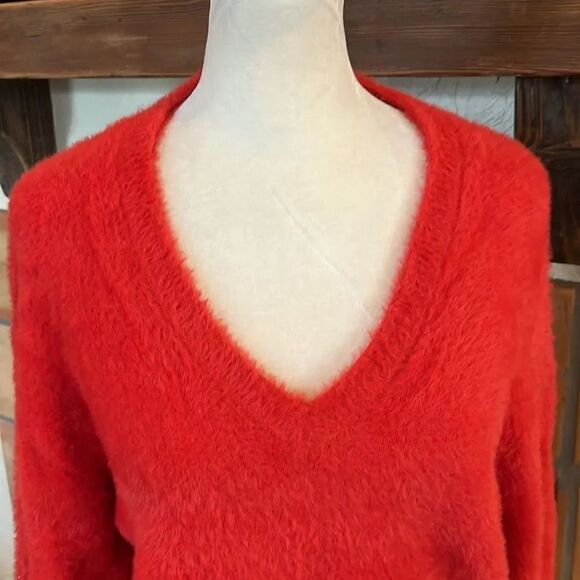 Splendid Soft Red Sweater, XS! - Picture 2 of 9